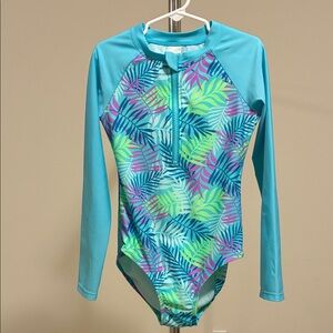 Cat & Jack Girls’ Swim Rashguard - Blue and Green Leaf Print
